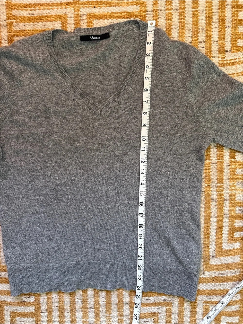 QUINCE 100% Cashmere Gray V-Neck Sweater